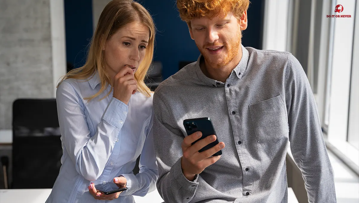 mobile contract vs SIM